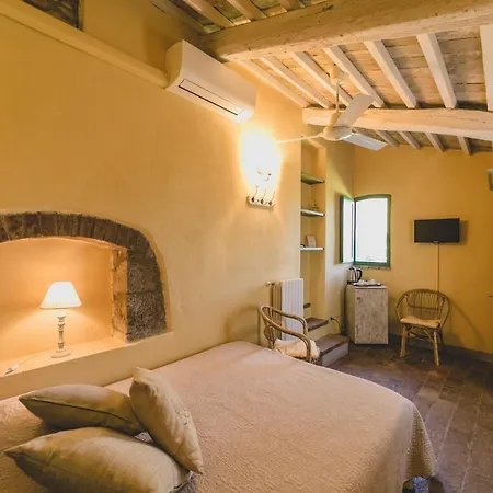 Country Relais La Mortella 컨트리하우스 *