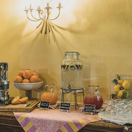 Country Relais La Mortella 컨트리하우스